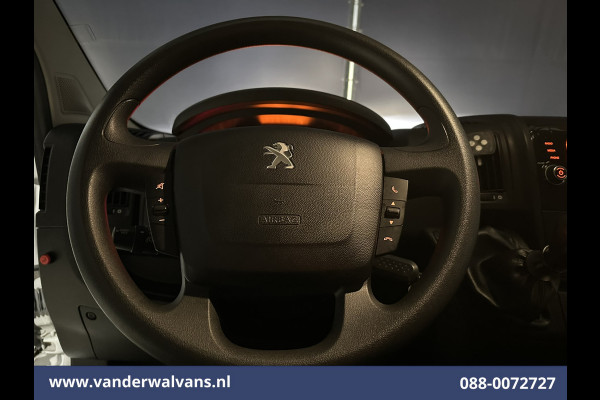 Peugeot Boxer 2.2 BlueHDi 141pk Bakwagen 435cm Lang Laadklep Euro6 Airco | 1085kg laadvermogen | Cruisecontrol Bijrijdersbank