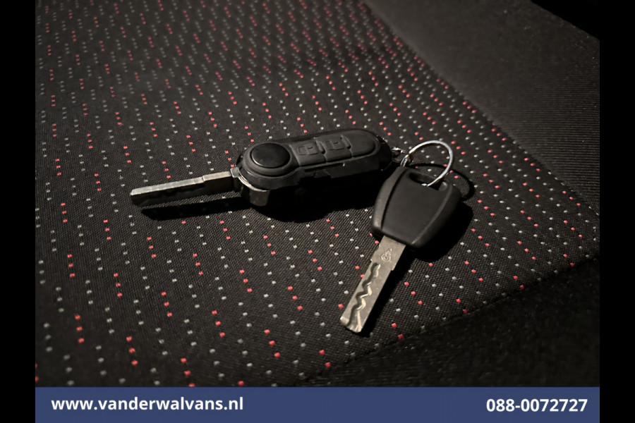 Peugeot Boxer 2.2 BlueHDi 141pk Bakwagen 435cm Lang Laadklep Euro6 Airco | 1085kg laadvermogen | Cruisecontrol Bijrijdersbank