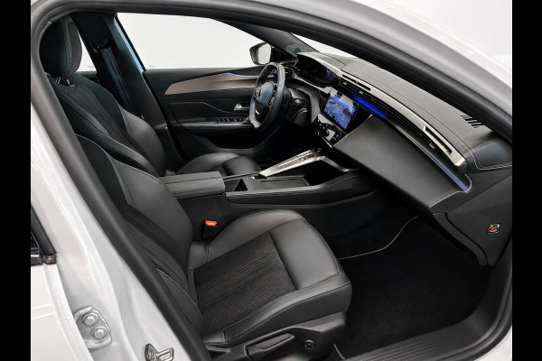 Peugeot 308 SW 1.6 Plug-in Hybrid 225 GT Navi Carplay PDC VA+Camera Adaptive Cruise Control AGR Comfortstoelen+verwarming Full LED Climate Control Virtual Cockpit 18" Lichtmetalen velgen