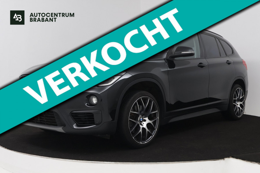 BMW X1 XDrive20i High Executive (Goed OndH, 2 sets velgen, Camera, Trekhaak, Navi, ParkeerS, StoelV, Climate Con, Cruise Con, Etc)