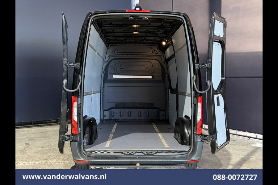 Mercedes-Benz Sprinter 314 CDI 143pk L2H2 Euro6 Airco | Camera | Apple Carplay | Trekhaak | Cruisecontrol Android Auto, Stoelverwarming, 270 Graden Achterdeuren, Parkeersensoren, Bijrijdersbank