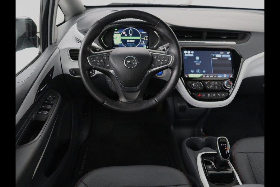 Opel Ampera-E Executive 60 kWh | 71.200km NAP | Leder | Stoelverwarming | Carplay | Camera | Xenon | Achterbankverwarming | Keyless | Park Assist | Climate control | Side Assist