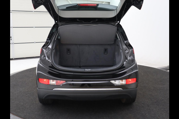 Opel Ampera-E Executive 60 kWh | 71.200km NAP | Leder | Stoelverwarming | Carplay | Camera | Xenon | Achterbankverwarming | Keyless | Park Assist | Climate control | Side Assist