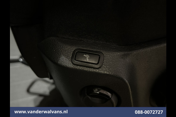 Volkswagen Crafter 2.0 TDI 141pk L3H3 L2H2 Euro6 Airco | Camera | Apple Carplay | Massagestoel | Cruisecontrol Android Auto, Chauffeurstoel