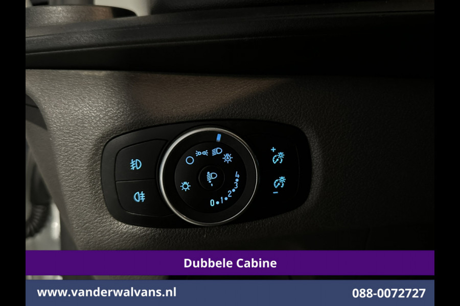 Ford Transit Custom 2.0 TDCI 130pk Automaat L2H1 Dubbele Cabine Inrichting Euro6 Airco | 6-Zits | Camera | Navigatie | LED Apple Carplay, Android Auto, Adaptieve Cruisecontrol, Trekhaak, Stoelverwarming, Verwarmde voorruit, Parkeersensoren, Achterklep