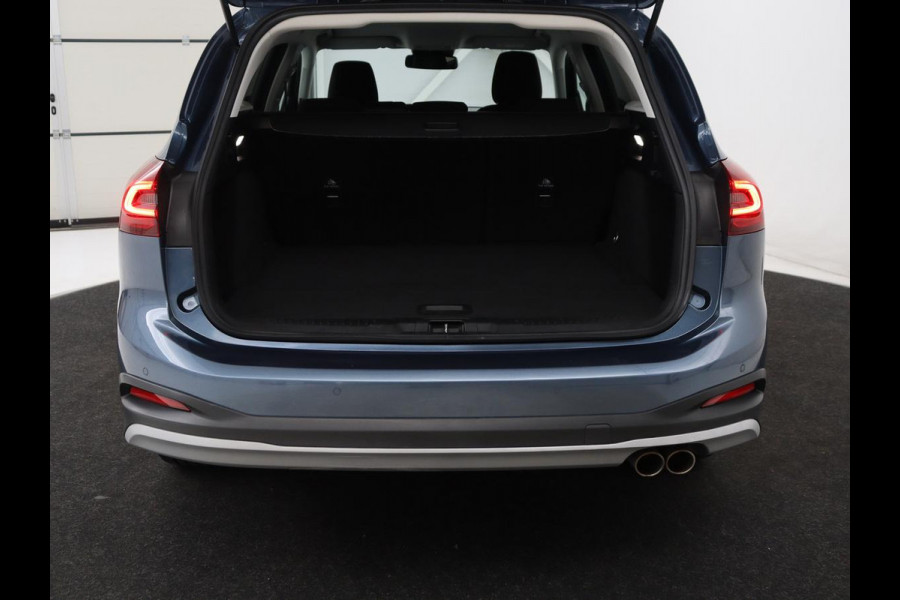Ford Focus 1.0 EcoBoost Hybrid Active | Carplay | Keyless | Navigatie | Full LED | Parkeerhulp | Climate control | Getint glas | Cruise control | Bluetooth