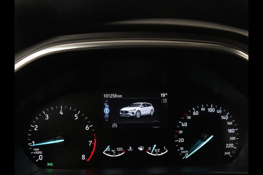 Ford Focus 1.0 EcoBoost Hybrid Active | Carplay | Keyless | Navigatie | Full LED | Parkeerhulp | Climate control | Getint glas | Cruise control | Bluetooth