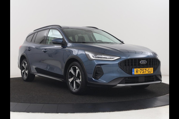 Ford Focus 1.0 EcoBoost Hybrid Active | Carplay | Keyless | Navigatie | Full LED | Parkeerhulp | Climate control | Getint glas | Cruise control | Bluetooth
