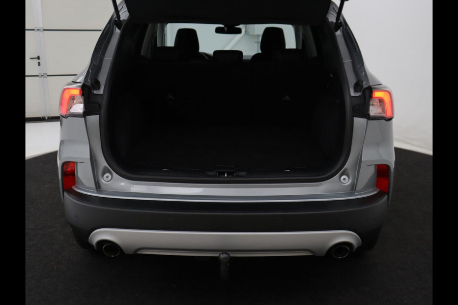 Ford Kuga 2.5 PHEV Titanium | SOH 87,5% | Trekhaak | Camera | Carplay | Navigatie | Climate control | Cruise control | Bluetooth | Keyless | Digital Cockpit | Plug in
