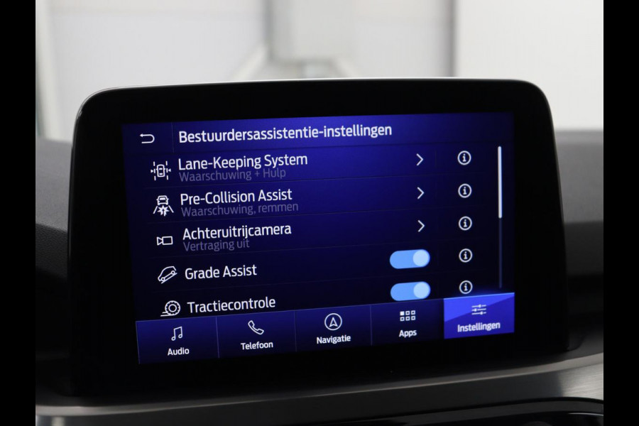 Ford Kuga 2.5 PHEV Titanium | SOH 87,5% | Trekhaak | Camera | Carplay | Navigatie | Climate control | Cruise control | Bluetooth | Keyless | Digital Cockpit | Plug in