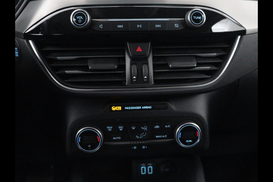Ford Kuga 2.5 PHEV Titanium | SOH 87,5% | Trekhaak | Camera | Carplay | Navigatie | Climate control | Cruise control | Bluetooth | Keyless | Digital Cockpit | Plug in