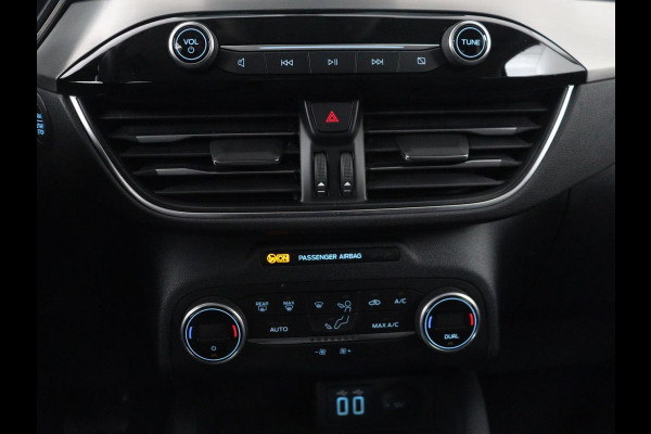 Ford Kuga 2.5 PHEV Titanium | SOH 87,5% | Trekhaak | Camera | Carplay | Navigatie | Climate control | Cruise control | Bluetooth | Keyless | Digital Cockpit | Plug in