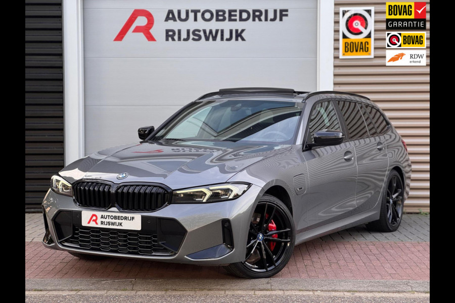 BMW 3 Serie Touring 330e Pano/Camera/Sfeer/Leer