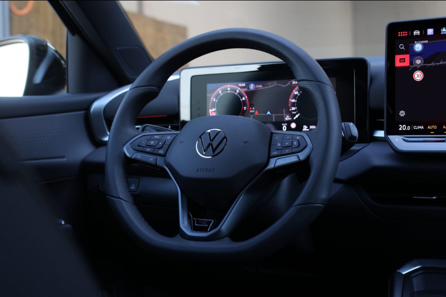 Volkswagen T-Roc 1.5 eTsi R-Line *Head-Up*360 Camera*Keyless*IQ Led*