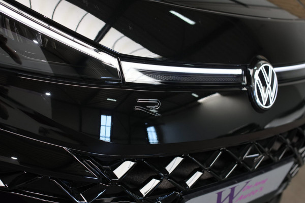 Volkswagen T-Roc 1.5 eTsi R-Line *Head-Up*360 Camera*Keyless*IQ Led*