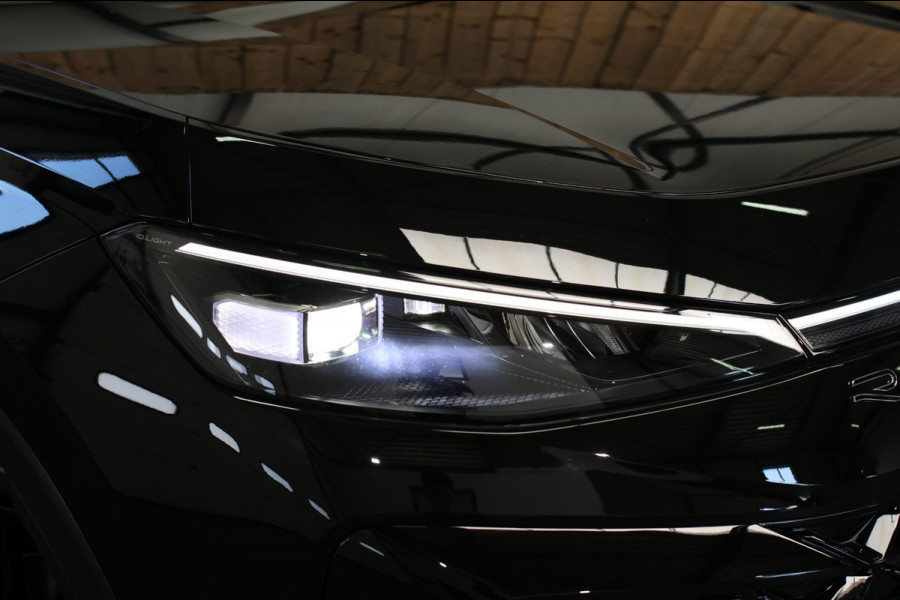 Volkswagen T-Roc 1.5 eTsi R-Line *Head-Up*360 Camera*Keyless*IQ Led*