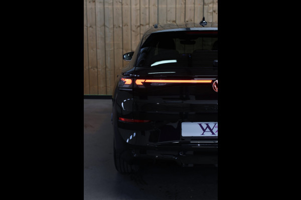 Volkswagen T-Roc 1.5 eTsi R-Line *Head-Up*360 Camera*Keyless*IQ Led*