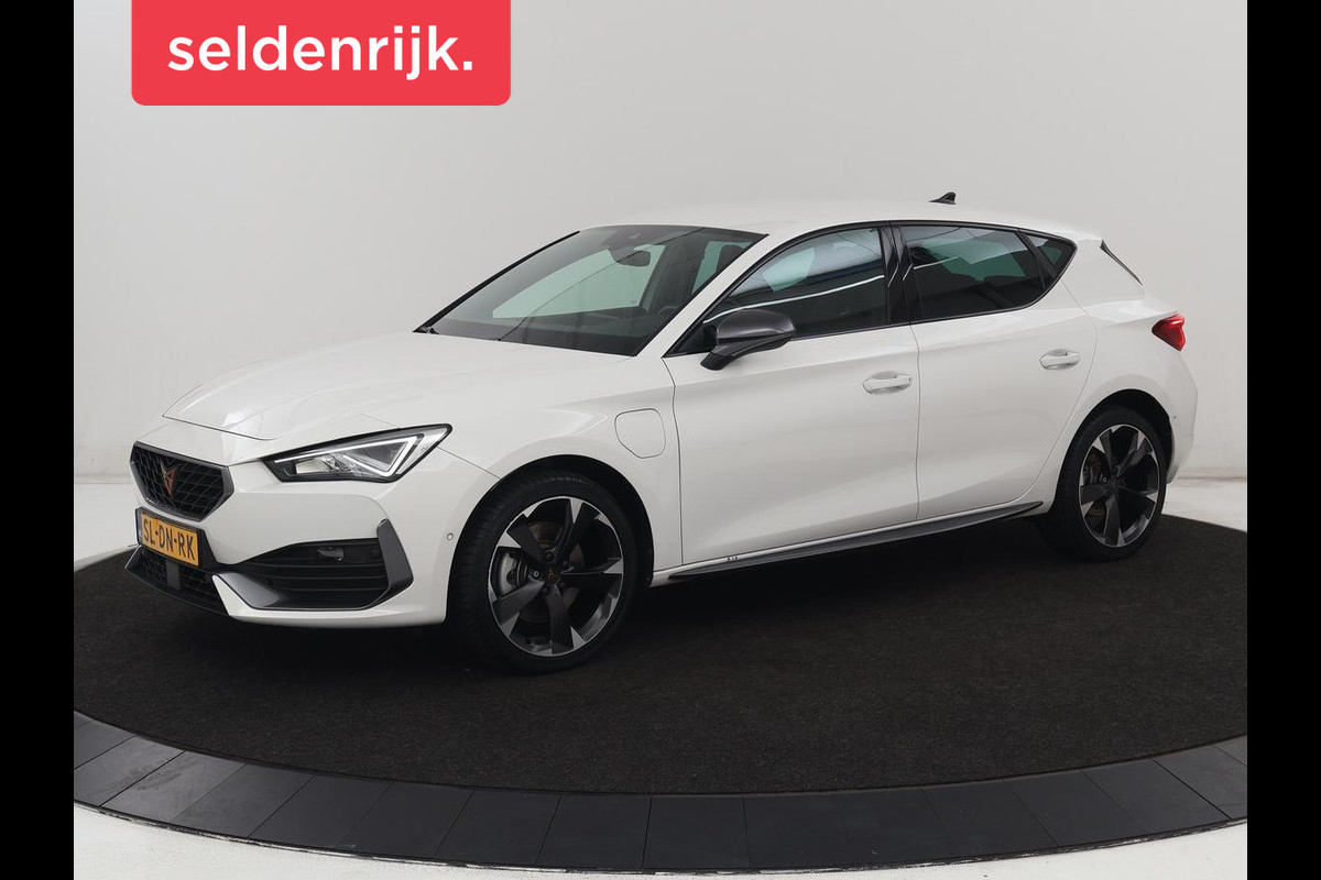CUPRA Leon 1.4 eHybrid | SOH 90% | Carplay | Stoelverwarming | Adaptive cruise | Memory | Camera | Sfeerverlichting | Keyless | Sportstoelen | Navigatie | Full LED | Parkeerhulp | PHEV | Plug In