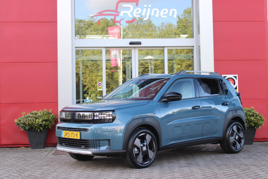 Fiat Grande Panda 1.2 110PK Hybrid LA PRIMA | WINTERPACK: STOEL/STUUR/VOORRUIT VERWARMING | DRAADLOZE APPLE CARPLAY/ANDROID AUTO | NAVIGATIE | ACHTERUITRIJCAMERA | PARKEERSENSOREN VOOR + ACHTER | DRAADLOZE TELEFOONLADER | LED KOPLAMPEN | CLIMATE CONTROL | 17" LICHTMETALEN VELGEN | PRIVACY GLASS | ACHTERSPOILER | CRUISE CONTROL |