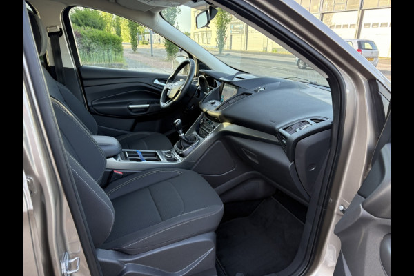 Ford Kuga 1.5 EcoBoost Titanium