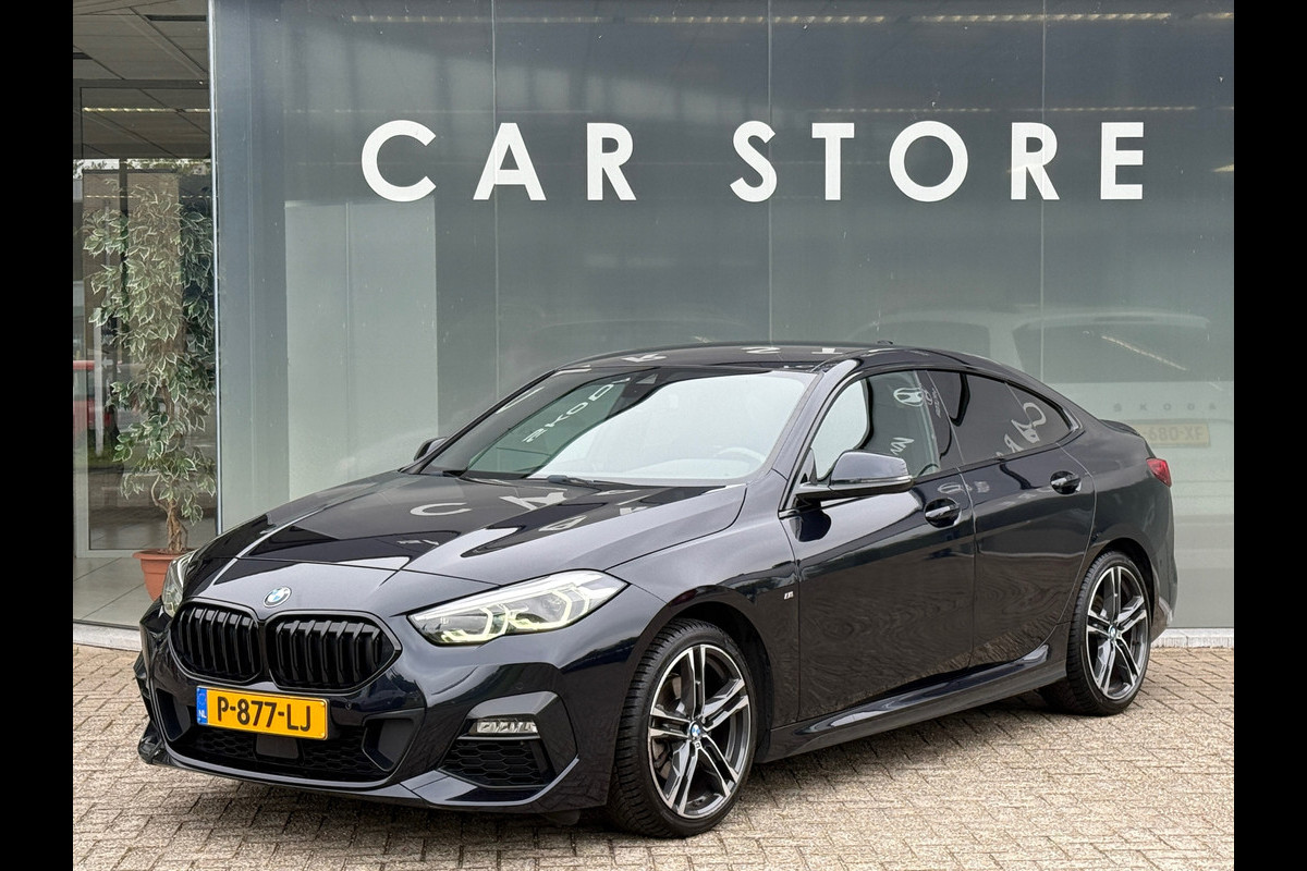 BMW 2 Serie Gran Coupé 218i M Sport Shadow Line Sportstoelen|Carplay|Dealer Onderhouden