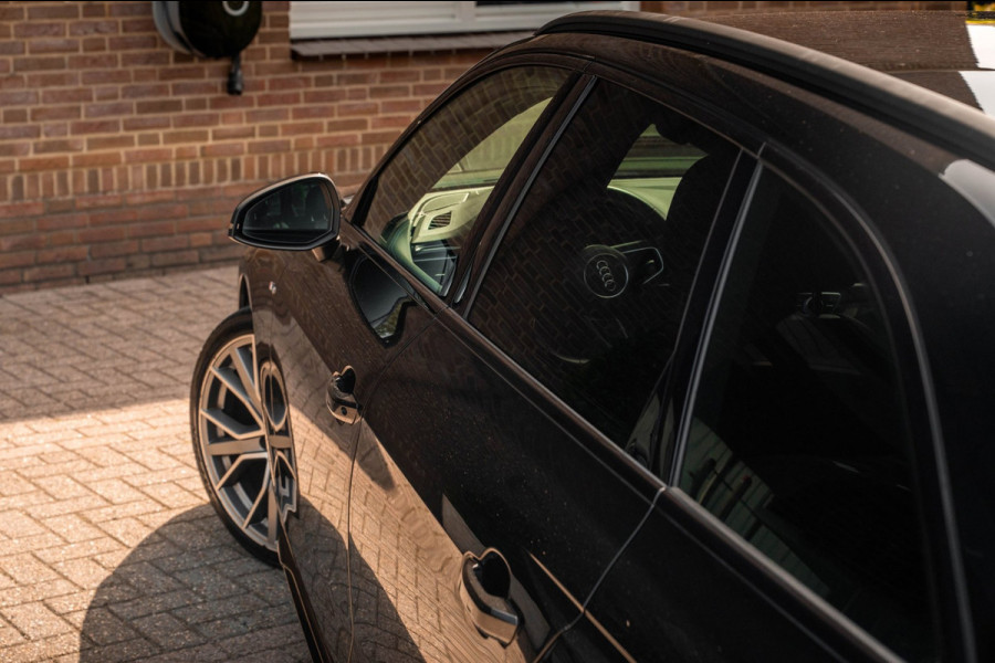 Audi A4 Avant 40 TFSI Launch Edition Sport 190 PK Aut. LED Leder Virtual Stoelverwarming 19''