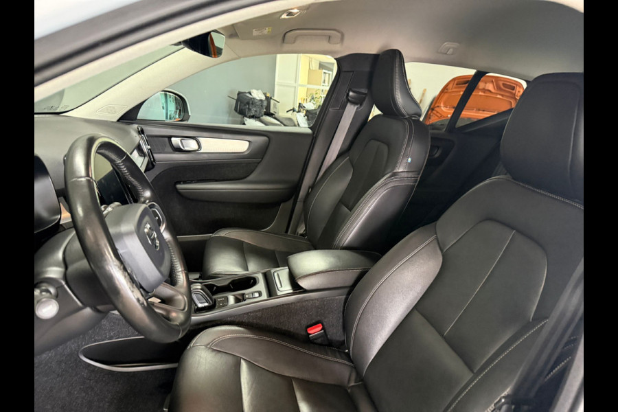 Volvo XC40 1.5 T3 Momentum | Leder | Elektr. Trekhaak | BLISS