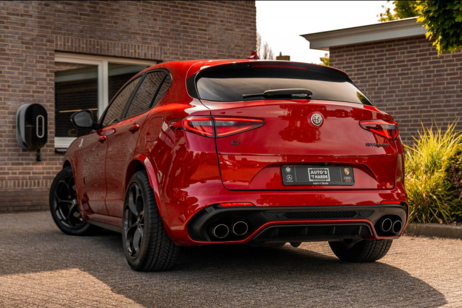 Alfa Romeo Stelvio 2.9 V6 AWD Quadrifoglio 510 PK ACC H&K Carbon Keyless Stoel/Stuurverw. Camera 20''