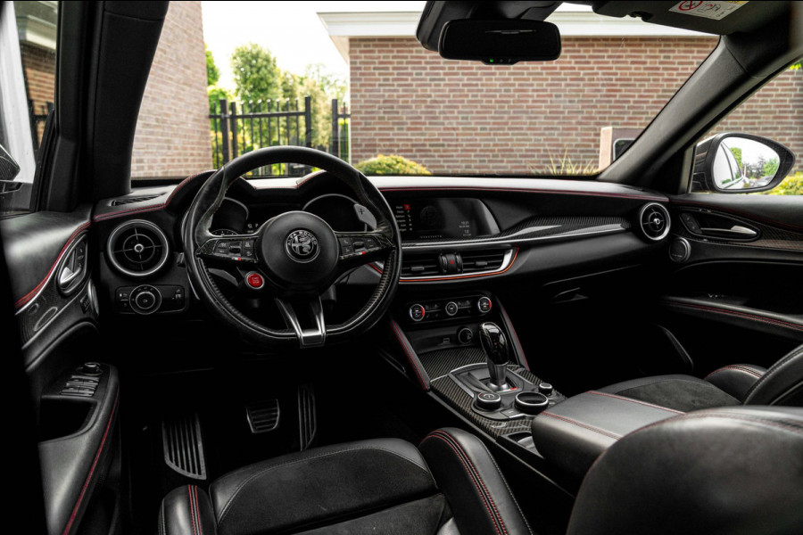 Alfa Romeo Stelvio 2.9 V6 AWD Quadrifoglio 510 PK ACC H&K Carbon Keyless Stoel/Stuurverw. Camera 20''
