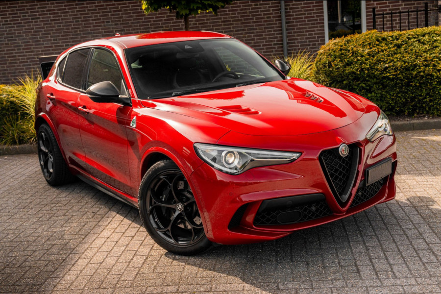 Alfa Romeo Stelvio 2.9 V6 AWD Quadrifoglio 510 PK ACC H&K Carbon Keyless Stoel/Stuurverw. Camera 20''