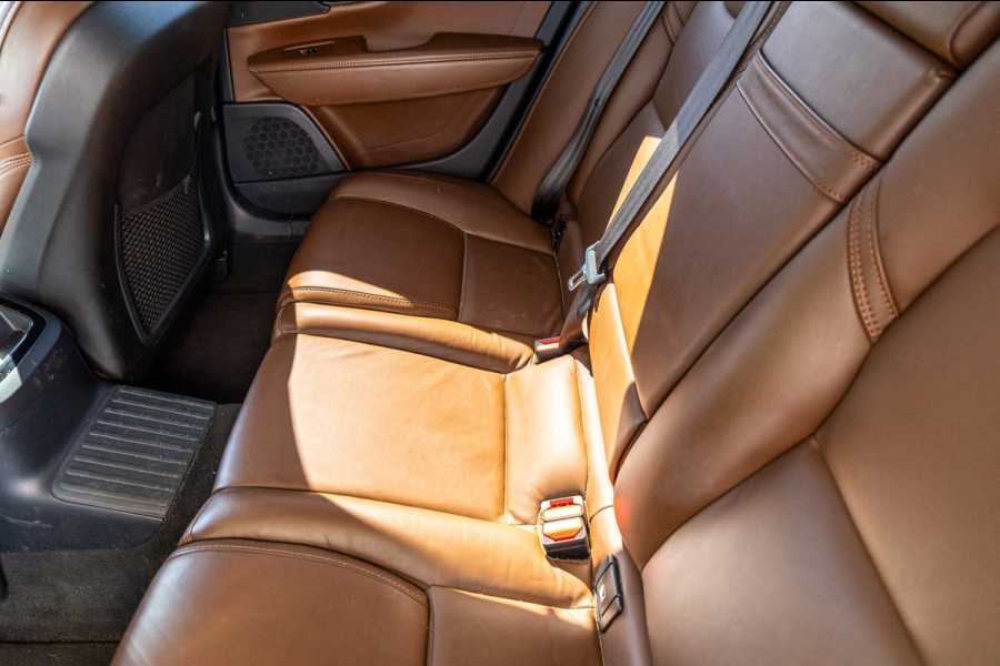 Volvo V90 2.0 T8 AWD Inscription I 91% I Btw I Luxe Leder I Trekhaak I Pine Grey