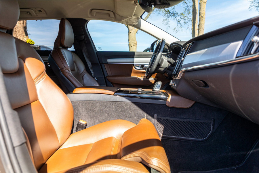 Volvo V90 2.0 T8 AWD Inscription I 91% I Btw I Luxe Leder I Trekhaak I Pine Grey