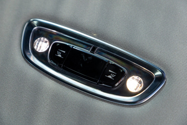 Volvo V90 2.0 T8 AWD Inscription I 91% I Btw I Luxe Leder I Trekhaak I Pine Grey