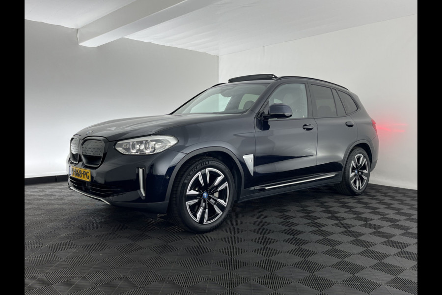 BMW iX3 Executive 80 kWh [ 3-Fase-11kW ] {SoH-99%} (INCL-BTW) Aut. *HEATPUMP | PANO | LEATHER | ADAPTIVE-CRUISE | FULL-LED | BLIND-SPOT | MEMORY-PACK | DIGI-COCKPIT | HEATED-COMFORTSEATS | KEYLESS | CAMERA | DAB+ | TOWBAR | 19''ALU*