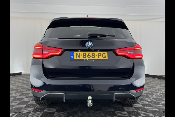 BMW iX3 Executive 80 kWh [ 3-Fase-11kW ] {SoH-99%} (INCL-BTW) Aut. *HEATPUMP | PANO | LEATHER | ADAPTIVE-CRUISE | FULL-LED | BLIND-SPOT | MEMORY-PACK | DIGI-COCKPIT | HEATED-COMFORTSEATS | KEYLESS | CAMERA | DAB+ | TOWBAR | 19''ALU*