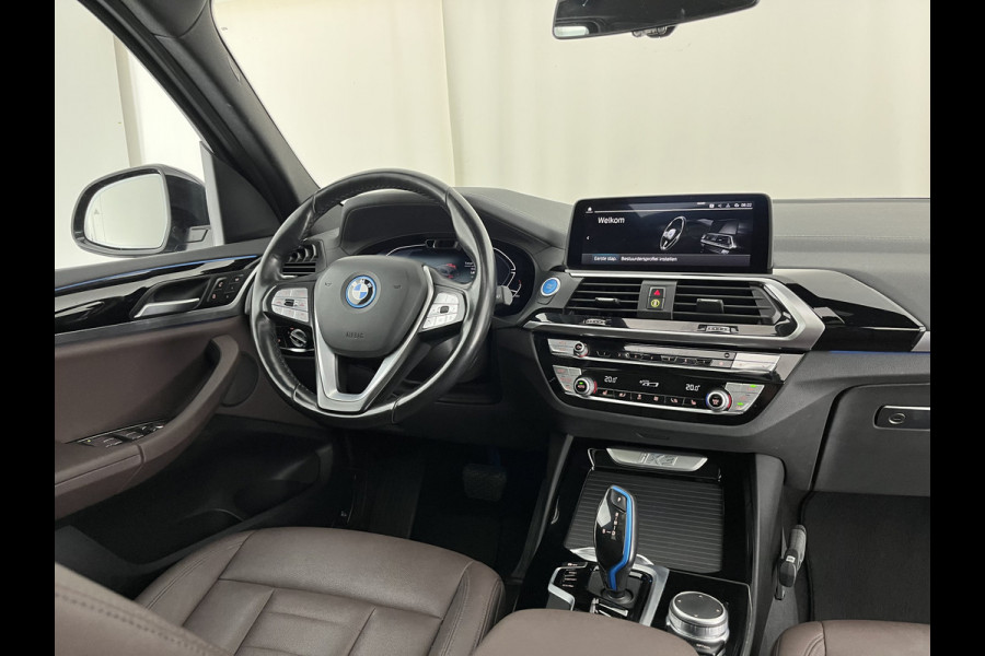 BMW iX3 Executive 80 kWh [ 3-Fase-11kW ] {SoH-99%} (INCL-BTW) Aut. *HEATPUMP | PANO | LEATHER | ADAPTIVE-CRUISE | FULL-LED | BLIND-SPOT | MEMORY-PACK | DIGI-COCKPIT | HEATED-COMFORTSEATS | KEYLESS | CAMERA | DAB+ | TOWBAR | 19''ALU*