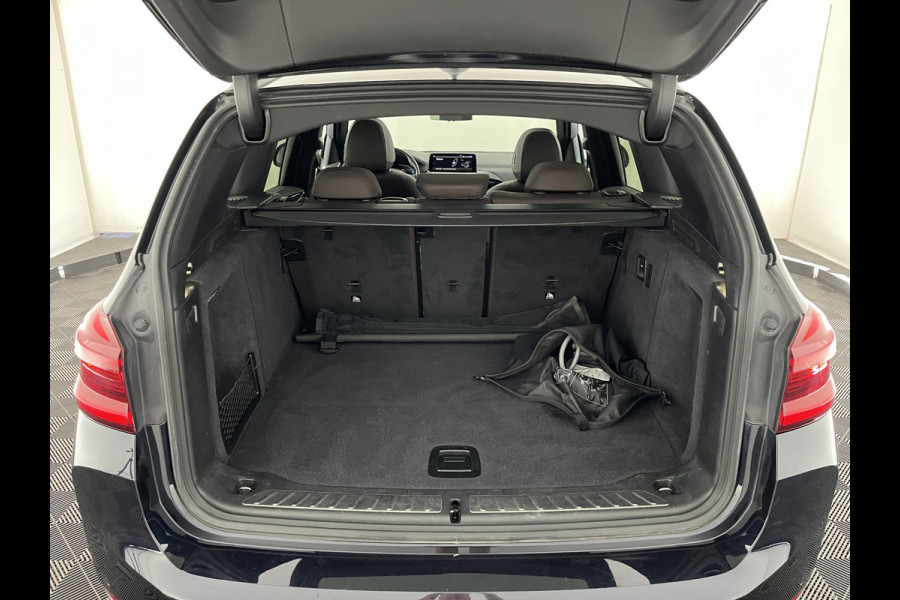 BMW iX3 Executive 80 kWh [ 3-Fase-11kW ] {SoH-99%} (INCL-BTW) Aut. *HEATPUMP | PANO | LEATHER | ADAPTIVE-CRUISE | FULL-LED | BLIND-SPOT | MEMORY-PACK | DIGI-COCKPIT | HEATED-COMFORTSEATS | KEYLESS | CAMERA | DAB+ | TOWBAR | 19''ALU*