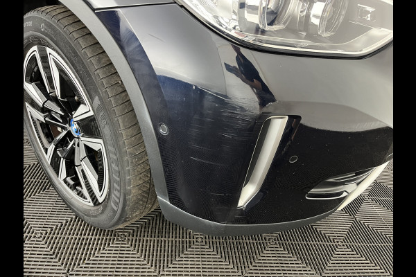 BMW iX3 Executive 80 kWh [ 3-Fase-11kW ] {SoH-99%} (INCL-BTW) Aut. *HEATPUMP | PANO | LEATHER | ADAPTIVE-CRUISE | FULL-LED | BLIND-SPOT | MEMORY-PACK | DIGI-COCKPIT | HEATED-COMFORTSEATS | KEYLESS | CAMERA | DAB+ | TOWBAR | 19''ALU*
