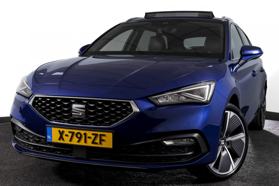 Seat Leon Sportstourer 1.4 TSI eHybrid PHEV Xcellence | S/K-Panodak | Dig. Cockpit | Adapt. Cruise | Stoel-+Stuurverw. | PDC | Camera | NAV + App. Connect | ECC | LM 18" |