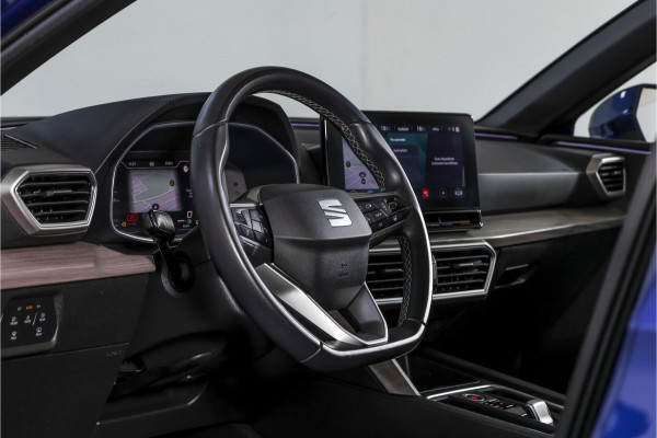 Seat Leon Sportstourer 1.4 TSI eHybrid PHEV Xcellence | S/K-Panodak | Dig. Cockpit | Adapt. Cruise | Stoel-+Stuurverw. | PDC | Camera | NAV + App. Connect | ECC | LM 18" |