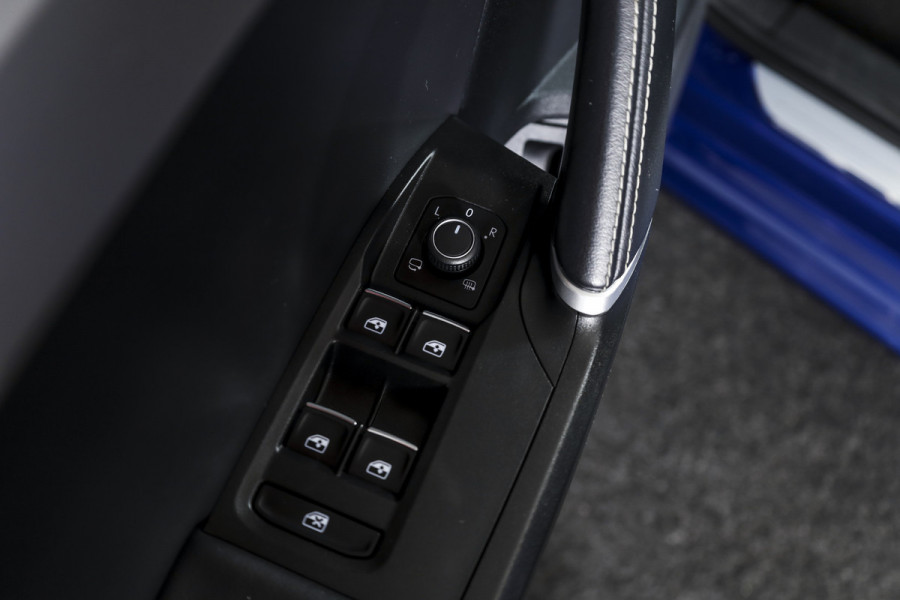 Seat Leon Sportstourer 1.4 TSI eHybrid PHEV Xcellence | S/K-Panodak | Dig. Cockpit | Adapt. Cruise | Stoel-+Stuurverw. | PDC | Camera | NAV + App. Connect | ECC | LM 18" |