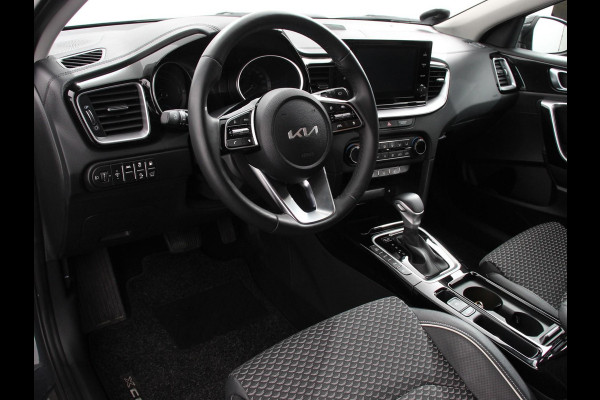 Kia Xceed 1.6 GDi PHEV Automaat DynamicLine | DEMO ! | Navigatie Apple Carplay/Android Auto  Adaptive Cruise Control  Parkeersensoren  Camera  Stoel-en stuurwielverwarming  Virtual Cockpit  Full LED