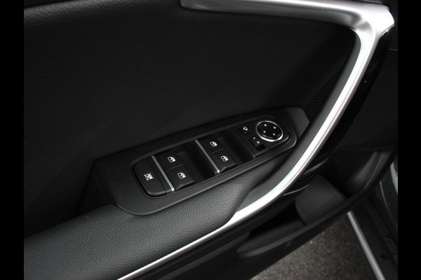 Kia Xceed 1.6 GDi PHEV Automaat DynamicLine | DEMO ! | Navigatie Apple Carplay/Android Auto  Adaptive Cruise Control  Parkeersensoren  Camera  Stoel-en stuurwielverwarming  Virtual Cockpit  Full LED
