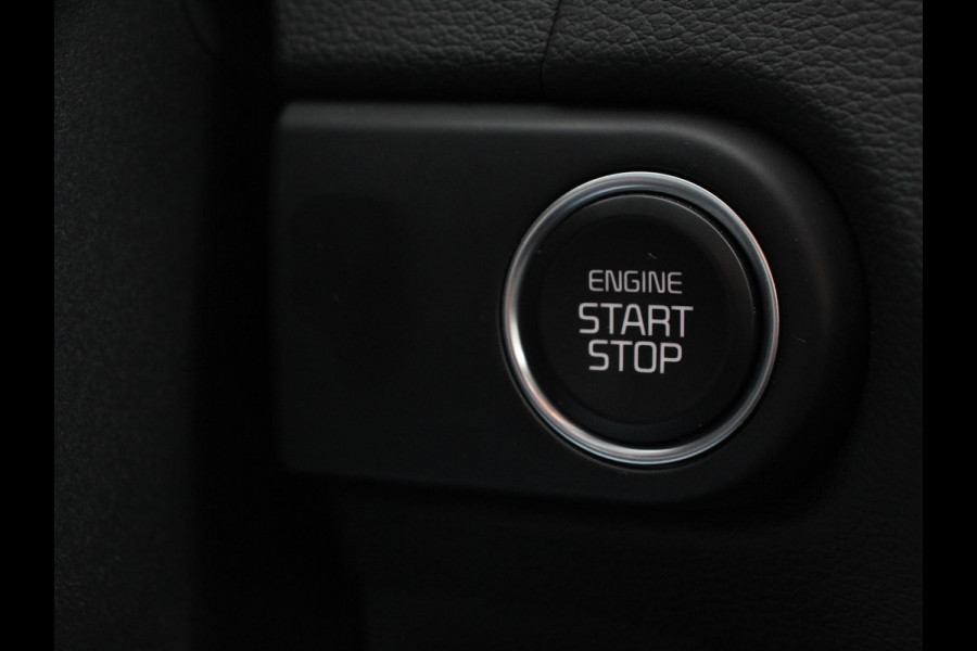 Kia Xceed 1.6 GDi PHEV Automaat DynamicLine | DEMO ! | Navigatie Apple Carplay/Android Auto  Adaptive Cruise Control  Parkeersensoren  Camera  Stoel-en stuurwielverwarming  Virtual Cockpit  Full LED
