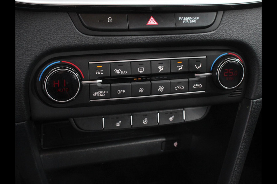 Kia Xceed 1.6 GDi PHEV Automaat DynamicLine | DEMO ! | Navigatie Apple Carplay/Android Auto  Adaptive Cruise Control  Parkeersensoren  Camera  Stoel-en stuurwielverwarming  Virtual Cockpit  Full LED
