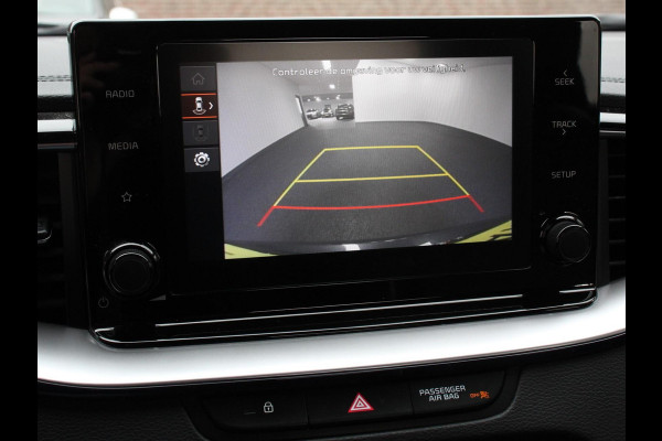 Kia Xceed 1.6 GDi PHEV Automaat DynamicLine | DEMO ! | Navigatie Apple Carplay/Android Auto  Adaptive Cruise Control  Parkeersensoren  Camera  Stoel-en stuurwielverwarming  Virtual Cockpit  Full LED