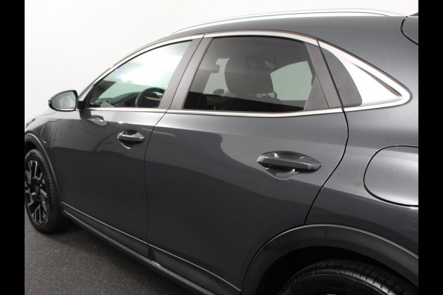 Kia Xceed 1.6 GDi PHEV Automaat DynamicLine | DEMO ! | Navigatie Apple Carplay/Android Auto  Adaptive Cruise Control  Parkeersensoren  Camera  Stoel-en stuurwielverwarming  Virtual Cockpit  Full LED