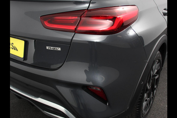 Kia Xceed 1.6 GDi PHEV Automaat DynamicLine | DEMO ! | Navigatie Apple Carplay/Android Auto  Adaptive Cruise Control  Parkeersensoren  Camera  Stoel-en stuurwielverwarming  Virtual Cockpit  Full LED