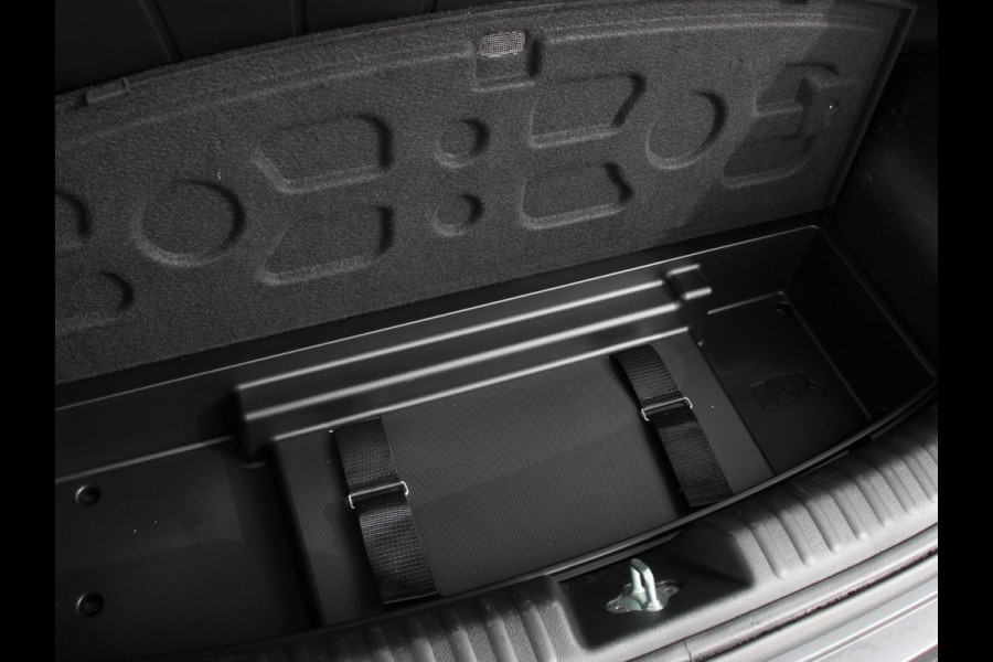 Kia Xceed 1.6 GDi PHEV Automaat DynamicLine | DEMO ! | Navigatie Apple Carplay/Android Auto  Adaptive Cruise Control  Parkeersensoren  Camera  Stoel-en stuurwielverwarming  Virtual Cockpit  Full LED