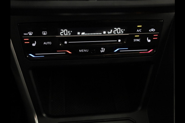 Volkswagen Taigo Oranje Edition 1.0 85 kW / 116 pk TSI CUV 7 versn. | Automaat (DSG) | Navigatie  | Parkeersensoren | Achteruitrijcamera | Stoelverwarming |